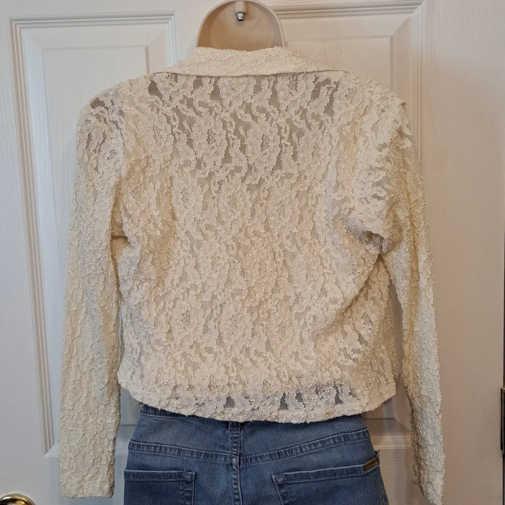 2-pc Lace Top Set - Picture 10 of 12
